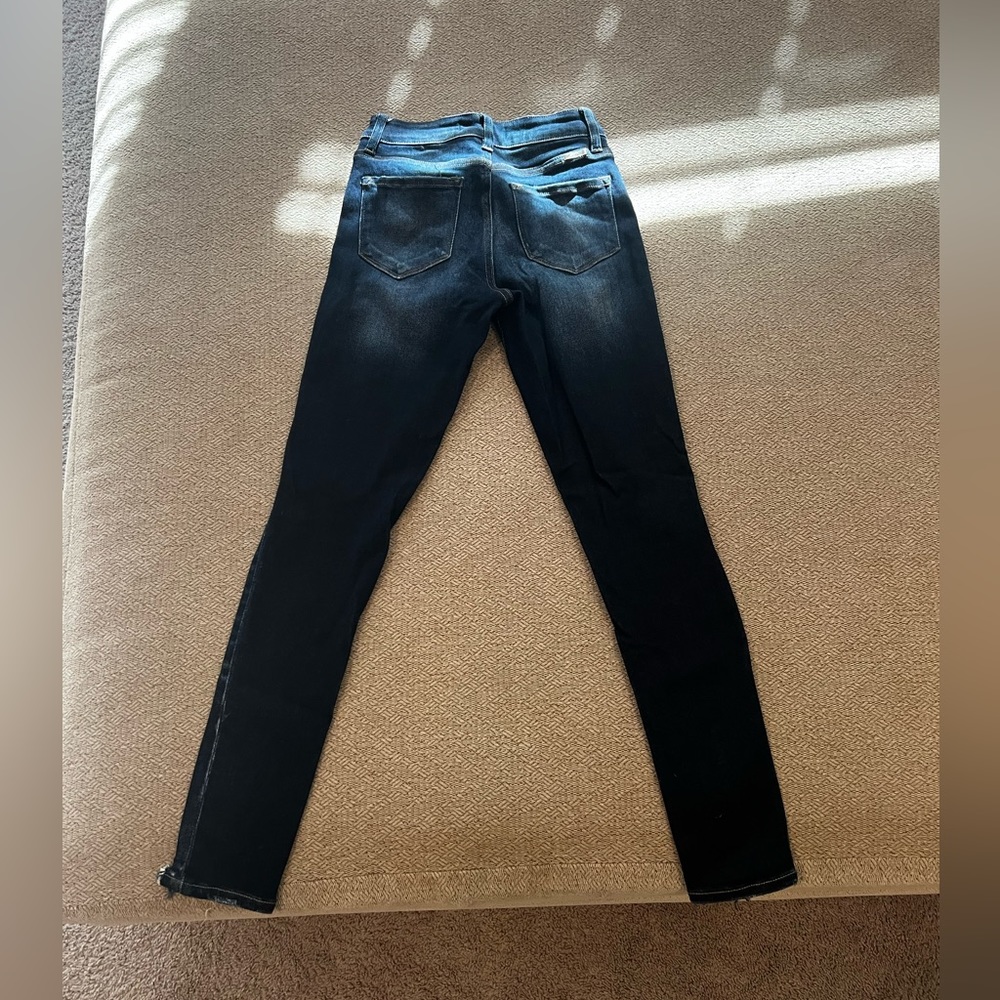 Signature High Rise Jeans - Picture 3 of 3